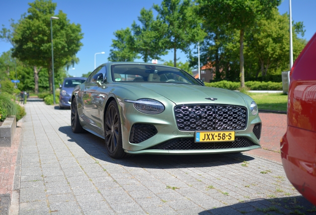 Bentley Continental GT Mulliner 2025