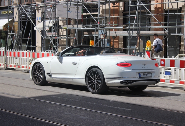 Bentley Continental GTC V8 2020
