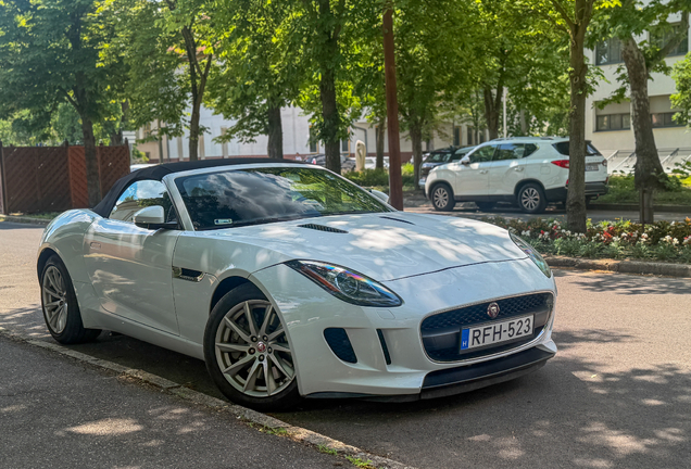 Jaguar F-TYPE S Convertible