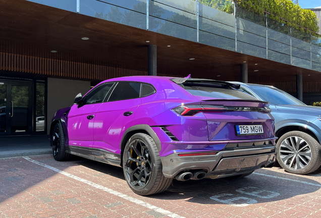 Lamborghini Urus Performante