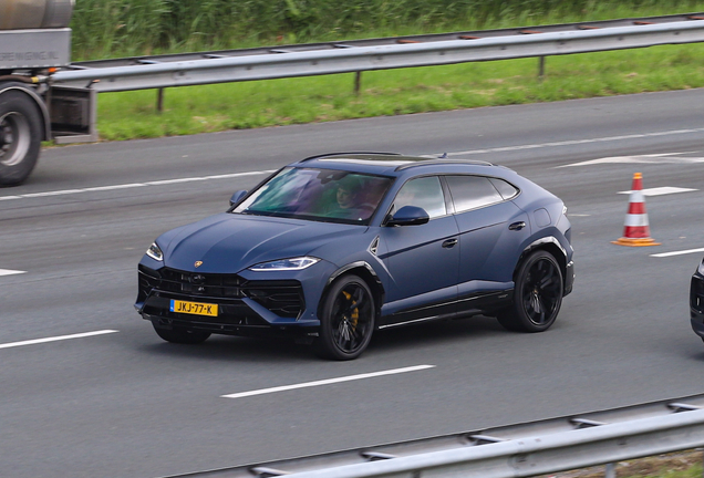 Lamborghini Urus SE