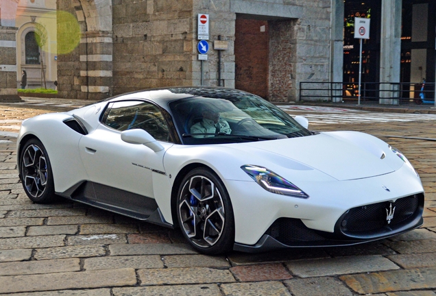 Maserati MC20