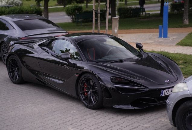 McLaren 720S Spider