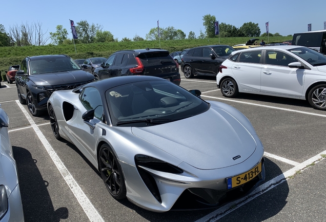 McLaren Artura
