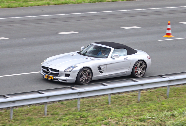 Mercedes-Benz SLS AMG Roadster
