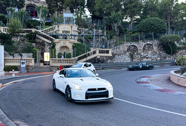 Nissan GT-R 2011