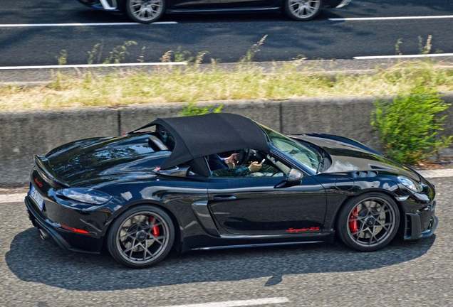 Porsche 718 Spyder RS Weissach Package