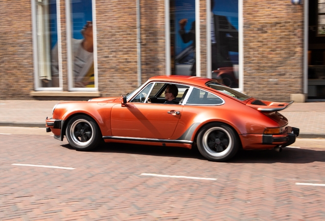 Porsche 930 Turbo