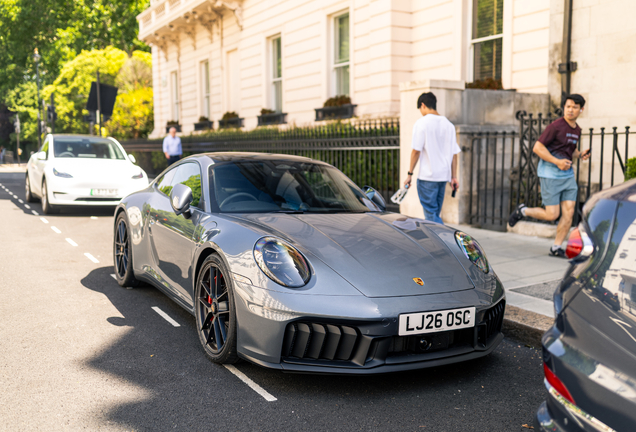 Porsche 992 Carrera 4 GTS MkII