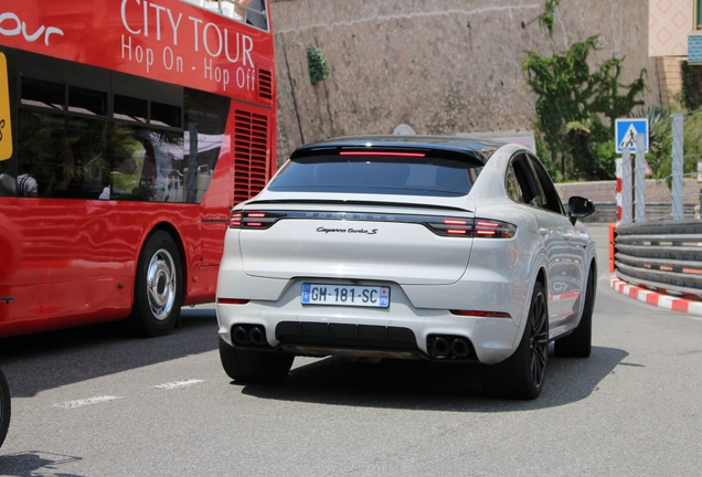 Porsche Cayenne Coupé Turbo S E-Hybrid