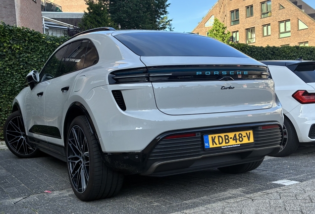 Porsche Macan EV Turbo