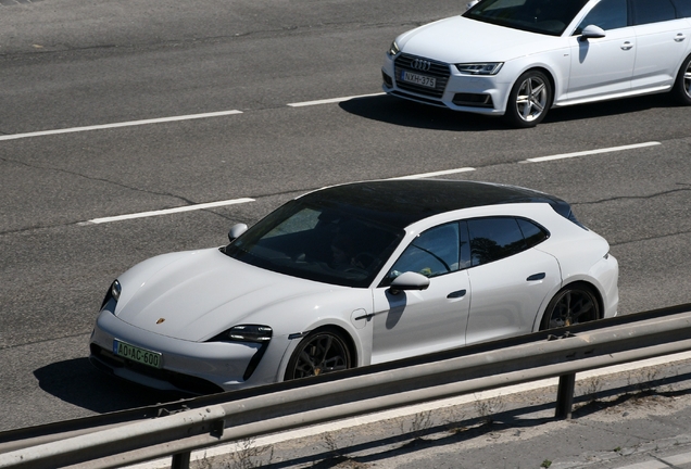 Porsche Taycan GTS Sport Turismo MkI