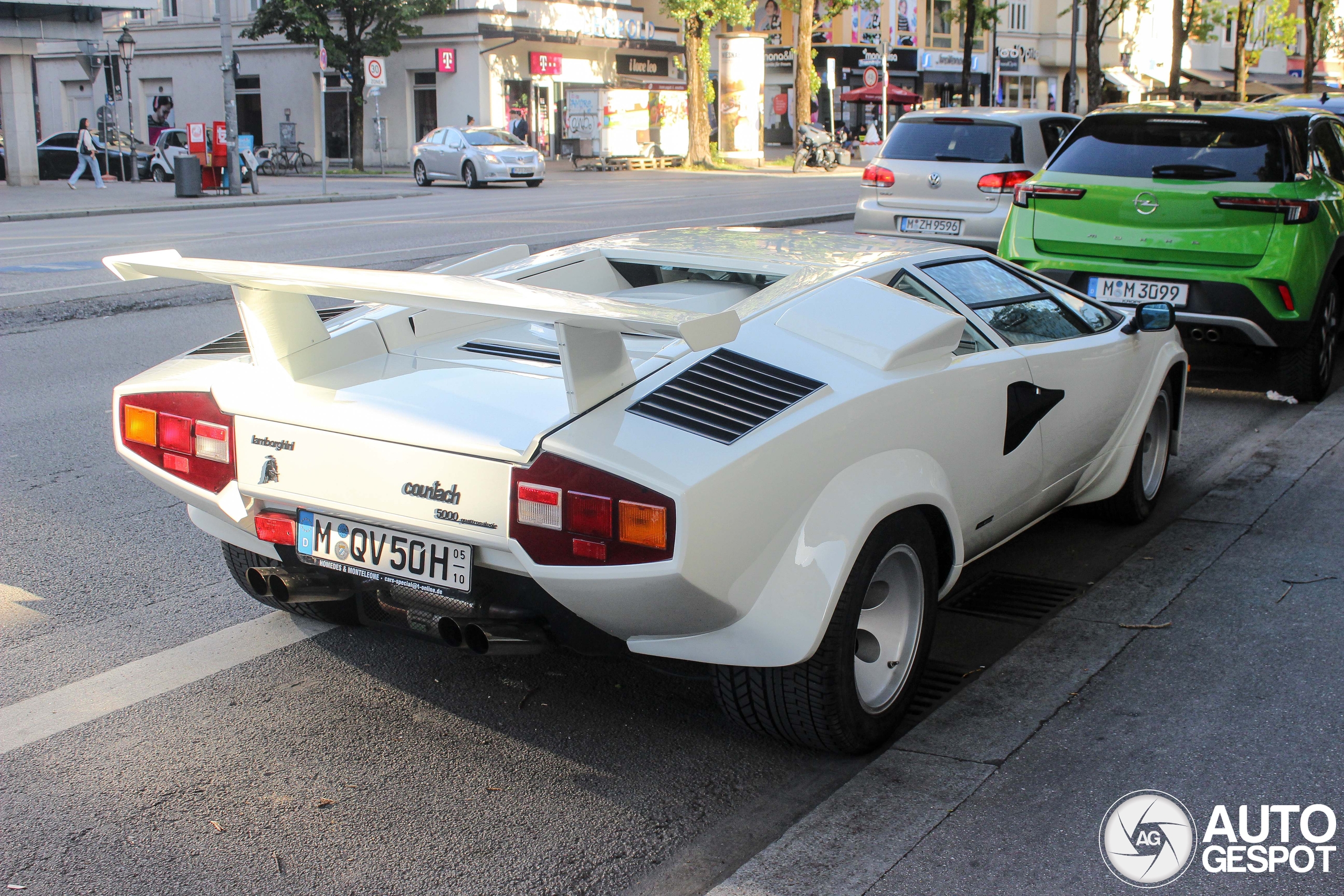 Lamborghini Countach 5000 Quattrovalvole