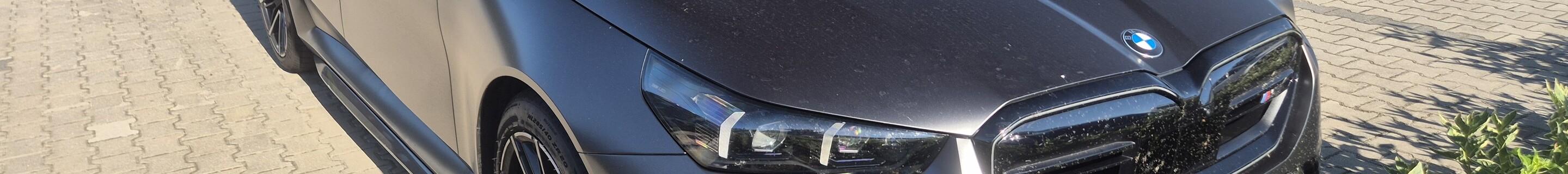BMW M5 G90 Adro