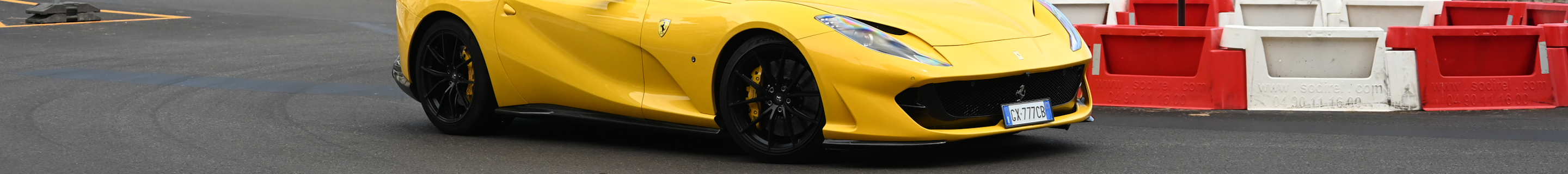 Ferrari 812 Superfast