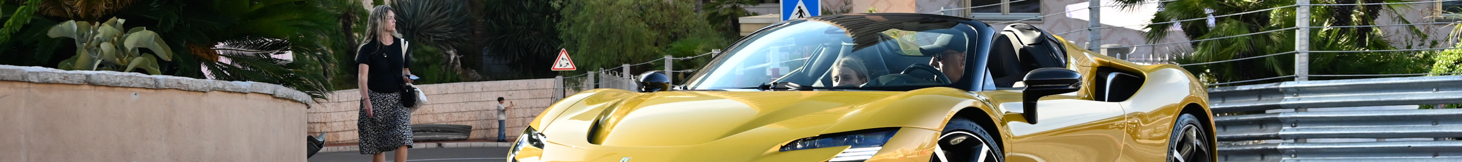 Ferrari SF90 Spider