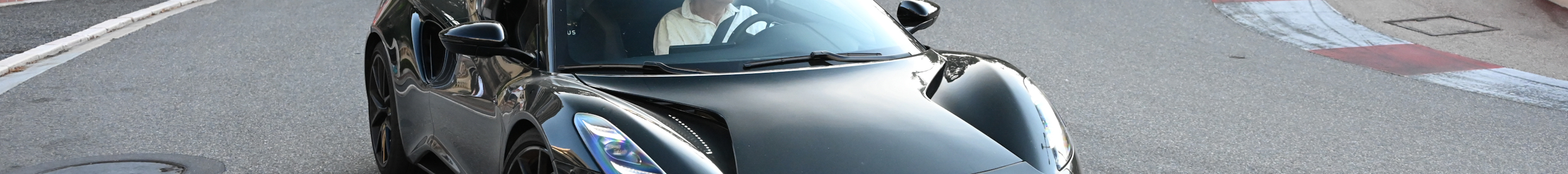 Lotus Emira