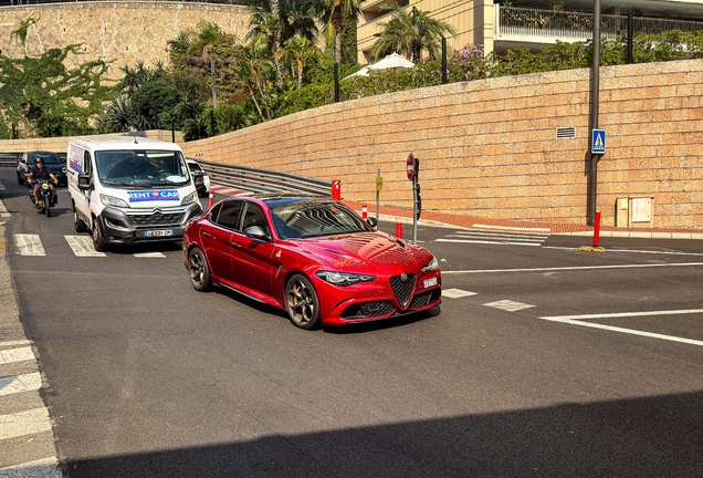 Alfa Romeo Giulia Quadrifoglio 2023