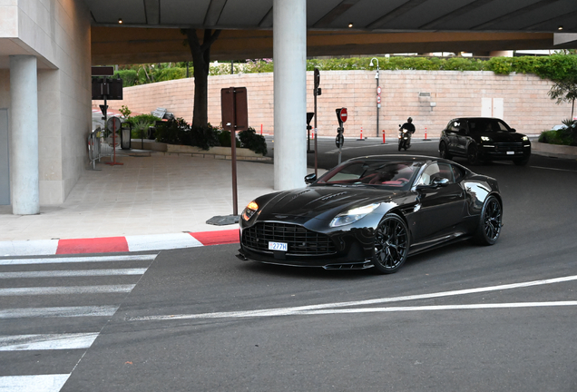 Aston Martin DB12 S