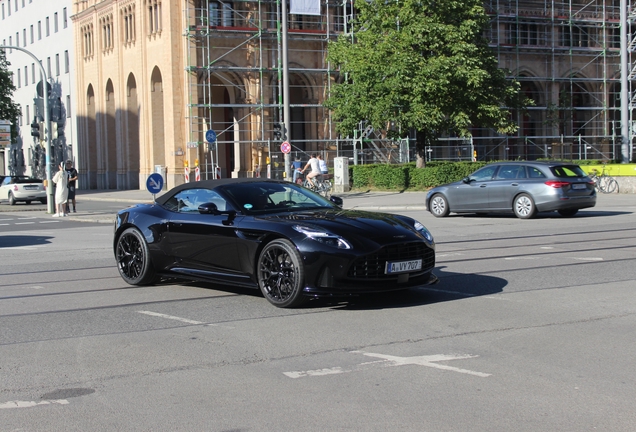 Aston Martin DB12 Volante