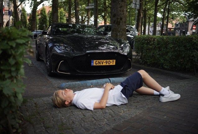 Aston Martin DBS 770 Ultimate Volante