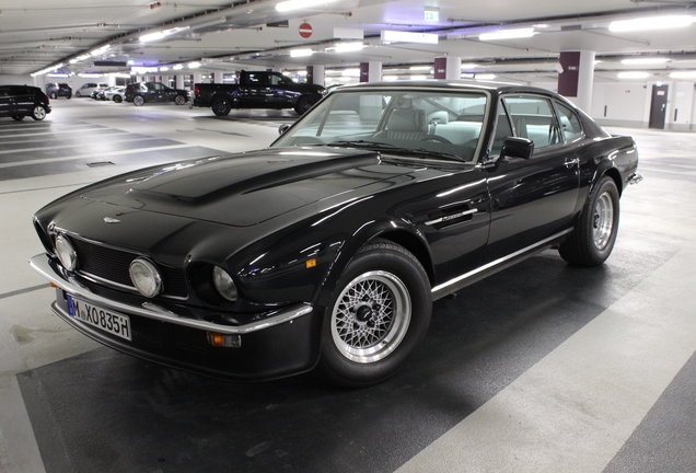 Aston Martin V8 Vantage 1977-1989