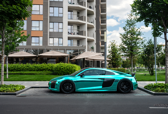Audi R8 V10 Plus 2015