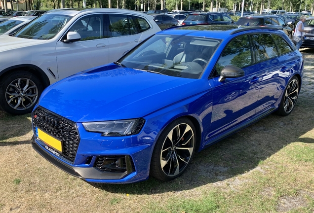 Audi RS4 Avant B9