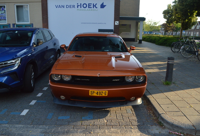 Dodge Challenger SRT-8 392