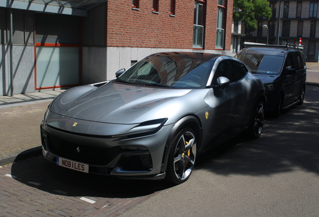 Ferrari Purosangue