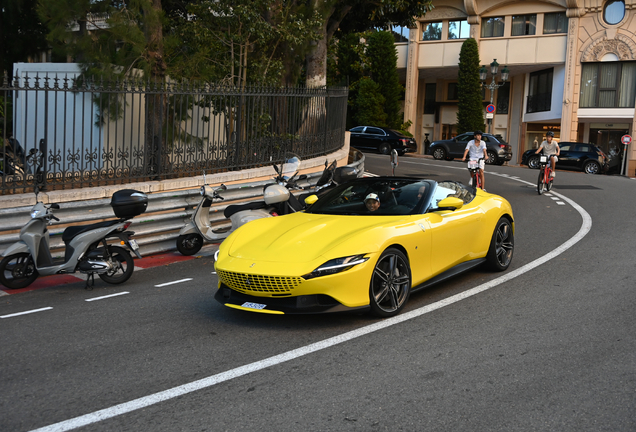 Ferrari Roma Spider