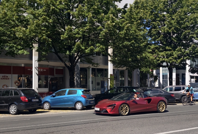 McLaren Artura Spider