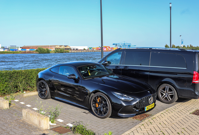 Mercedes-AMG GT 63 C192