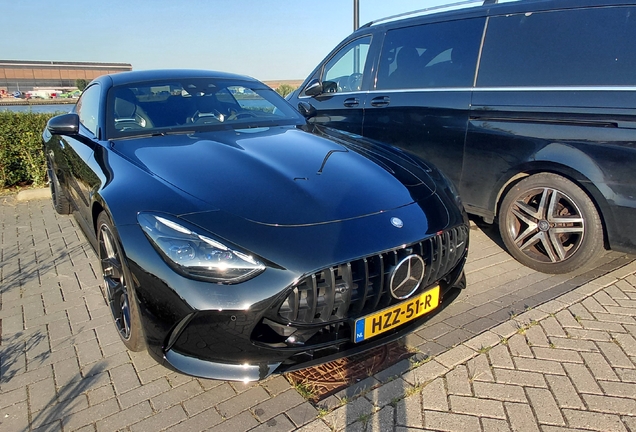 Mercedes-AMG GT 63 C192