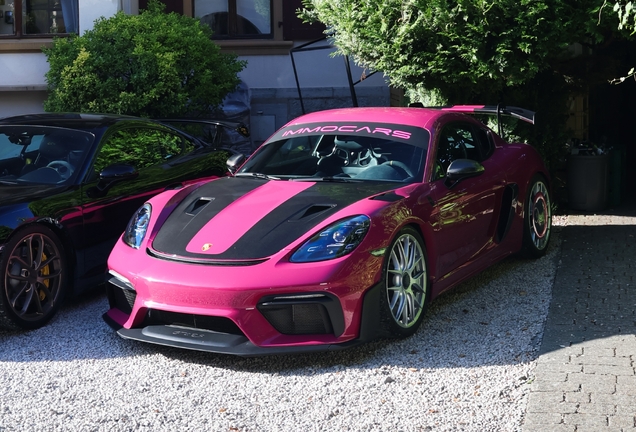 Porsche 718 Cayman GT4 RS Weissach Package