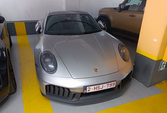 Porsche 992 Carrera 4 GTS MkII