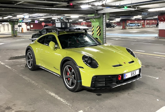 Porsche 992 Dakar