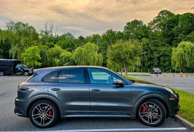 Porsche 9YA Cayenne GTS MkI