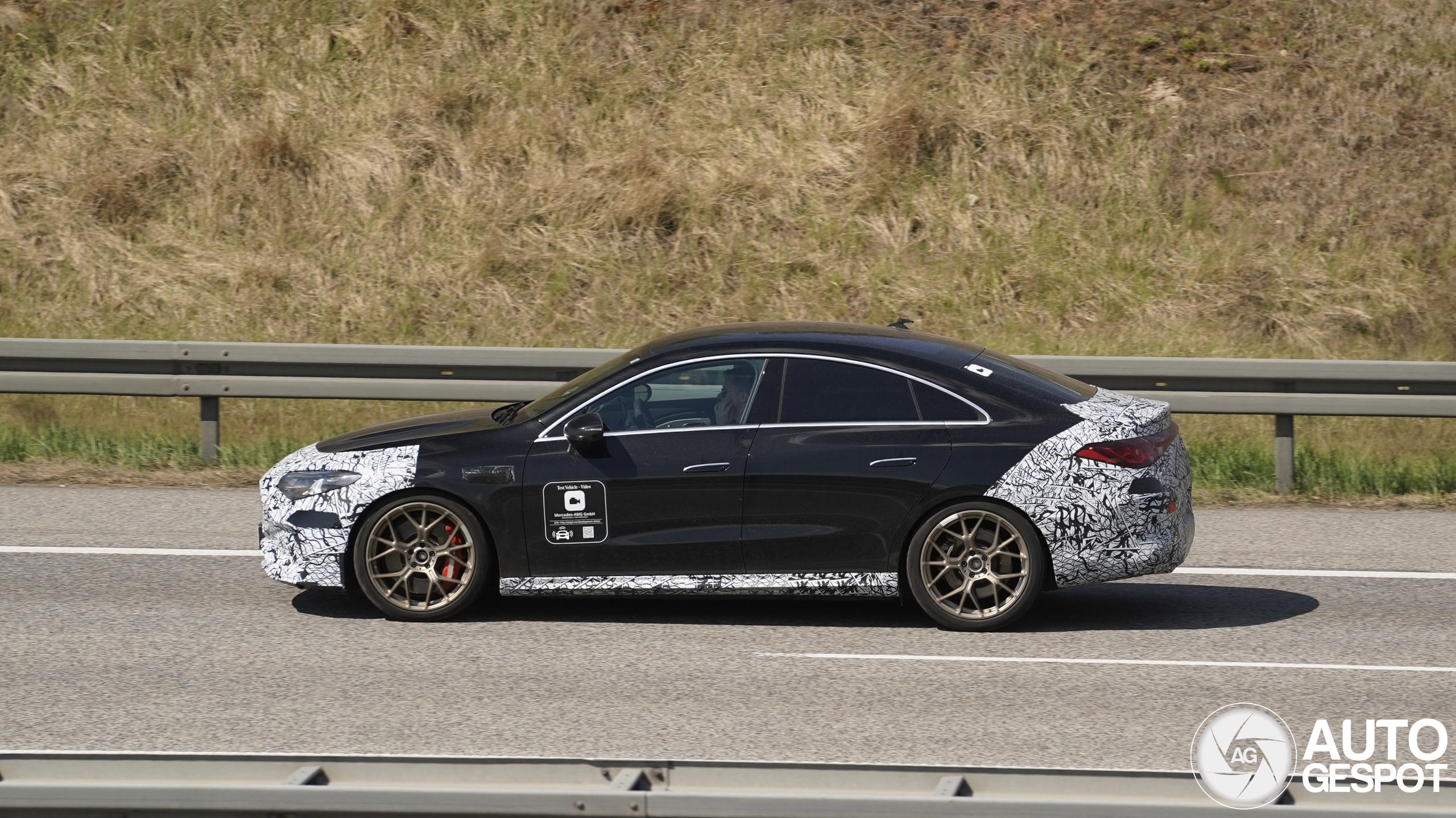 Mercedes-amg cla ev c174