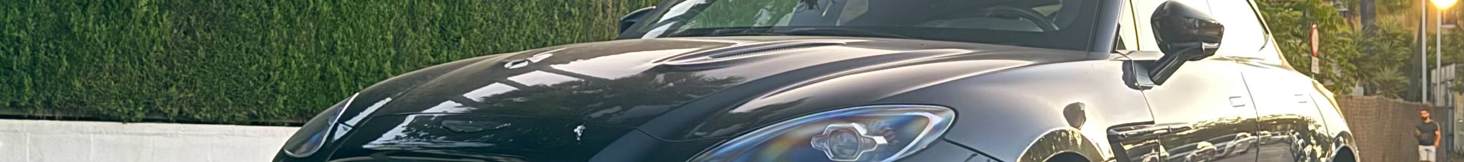 Aston Martin DBX