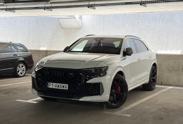 Audi RS Q8 2024