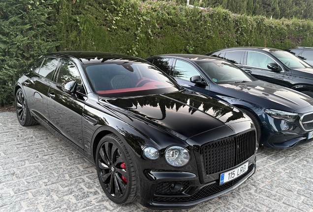 Bentley Flying Spur Hybrid