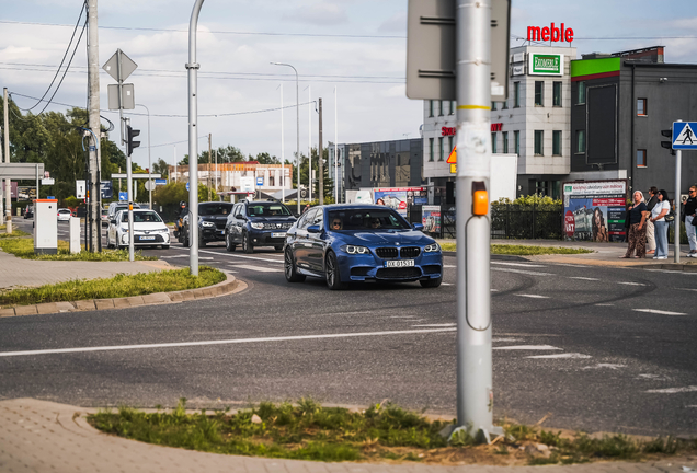 BMW M5 F10 2011