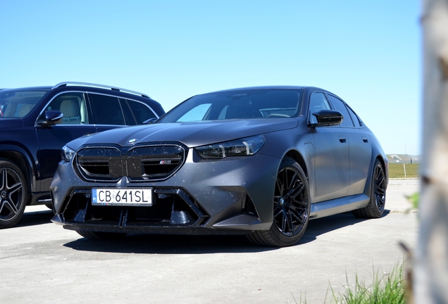 BMW M5 G90
