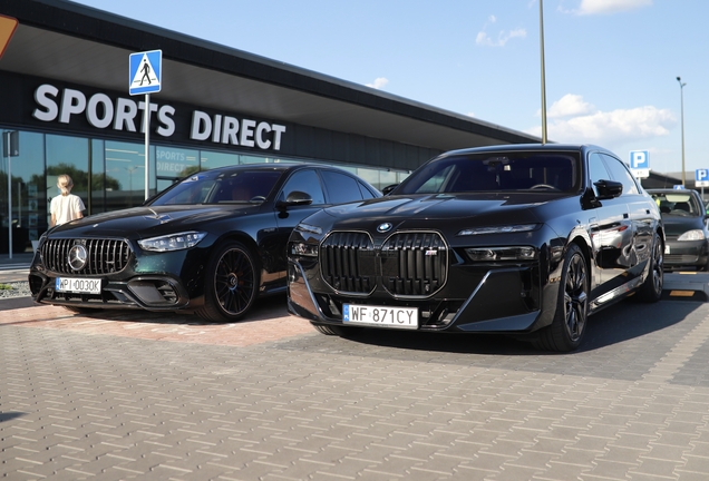 BMW M760e xDrive