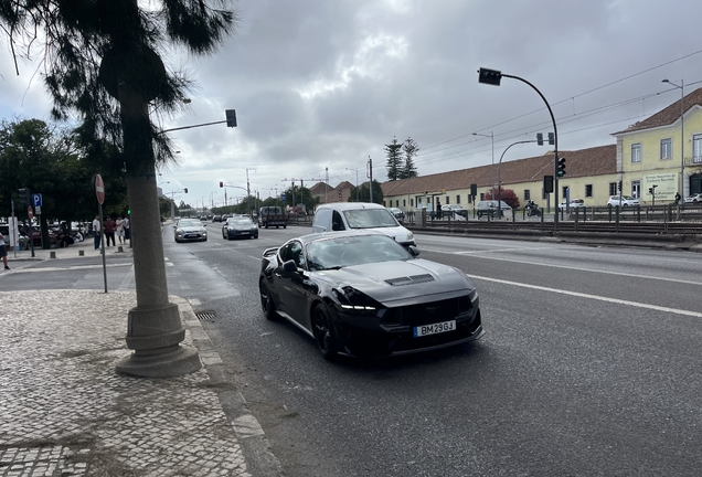 Ford Mustang Dark Horse 2024