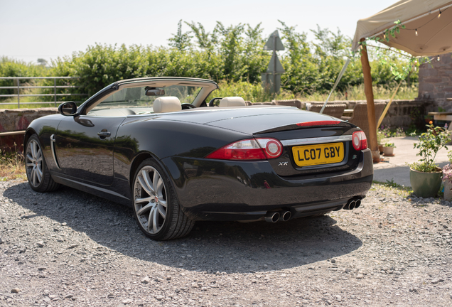 Jaguar XKR Convertible 2006