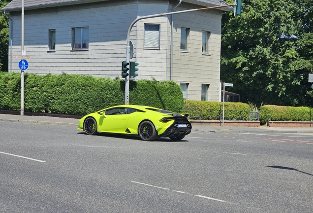 Lamborghini Huracán LP640-2 Tecnica