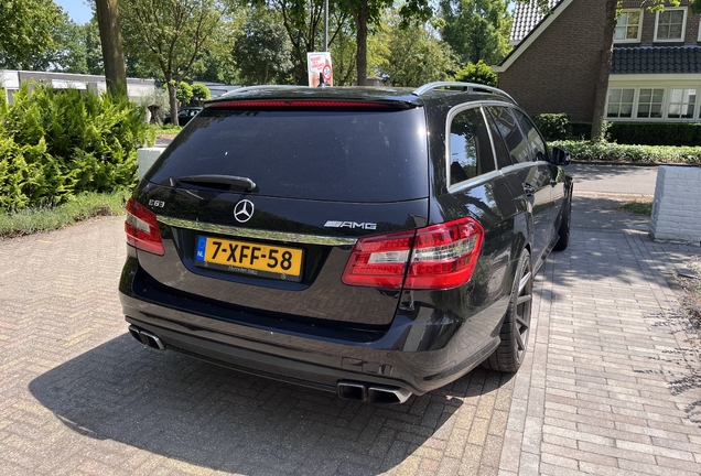 Mercedes-Benz E 63 AMG S212