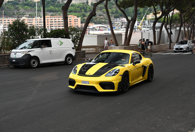 Porsche 718 Cayman GT4 RS Weissach Package